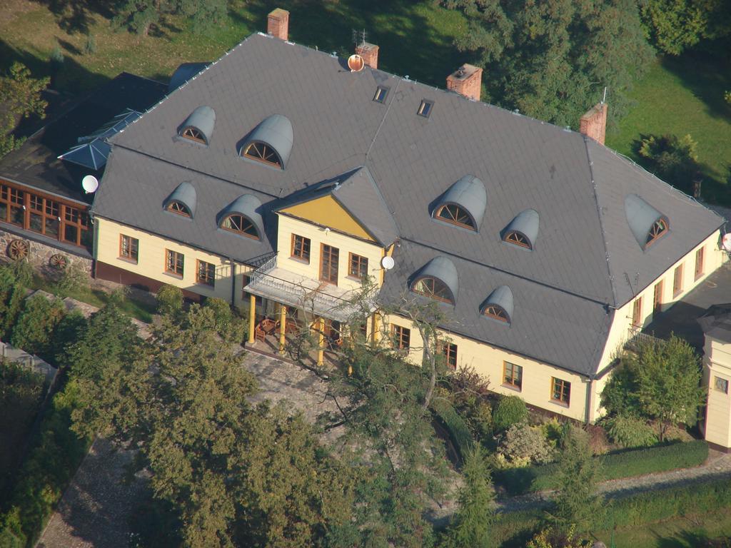 Dworek Pod Herbem Gądkowice Екстериор снимка